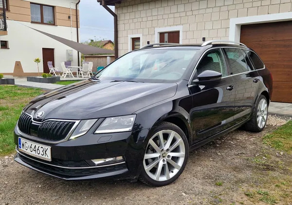 samochody osobowe Skoda Octavia cena 62500 przebieg: 189000, rok produkcji 2020 z Garwolin